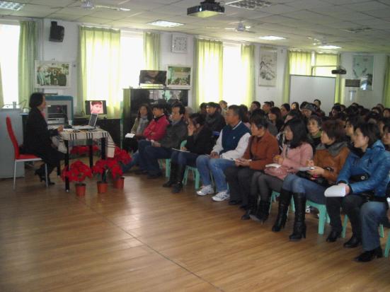 2011南湖全民终身学习活动周南湖家教指导进社区幼儿园—幼小衔接