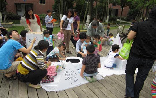 中胜社区 “庆六一”亲子乐同行广场活动1.jpg