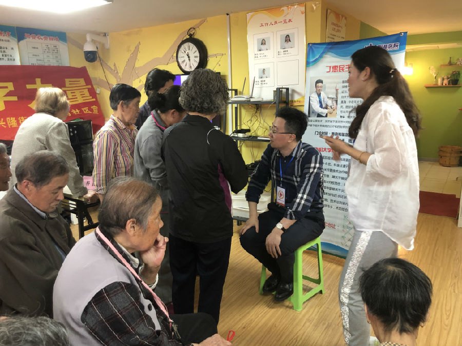 5.10博爱月活动7.JPG