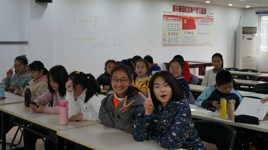 孩子们很快乐.JPG