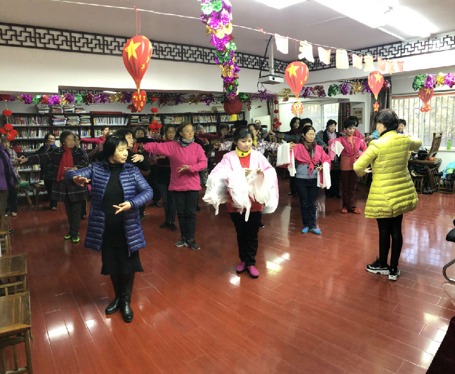 北圩路社区开展戏曲身段培训活动2.jpg